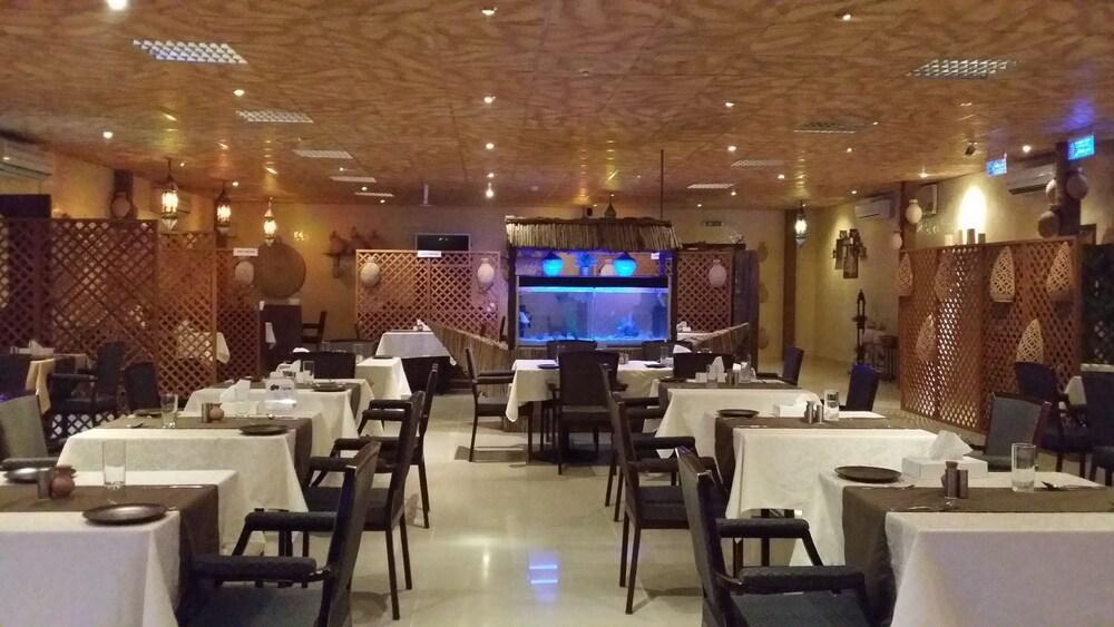 Mutrah Hotel Maszkat Kültér fotó